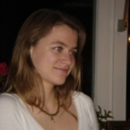 Dr. Maria Menges