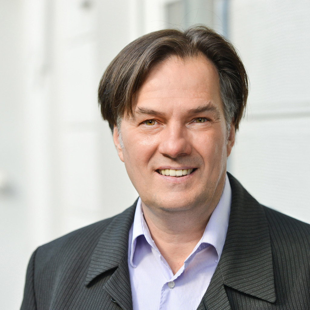 Philipp Geisert Head of Design Philipp Geisert Design XING