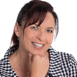 Claudia Graser