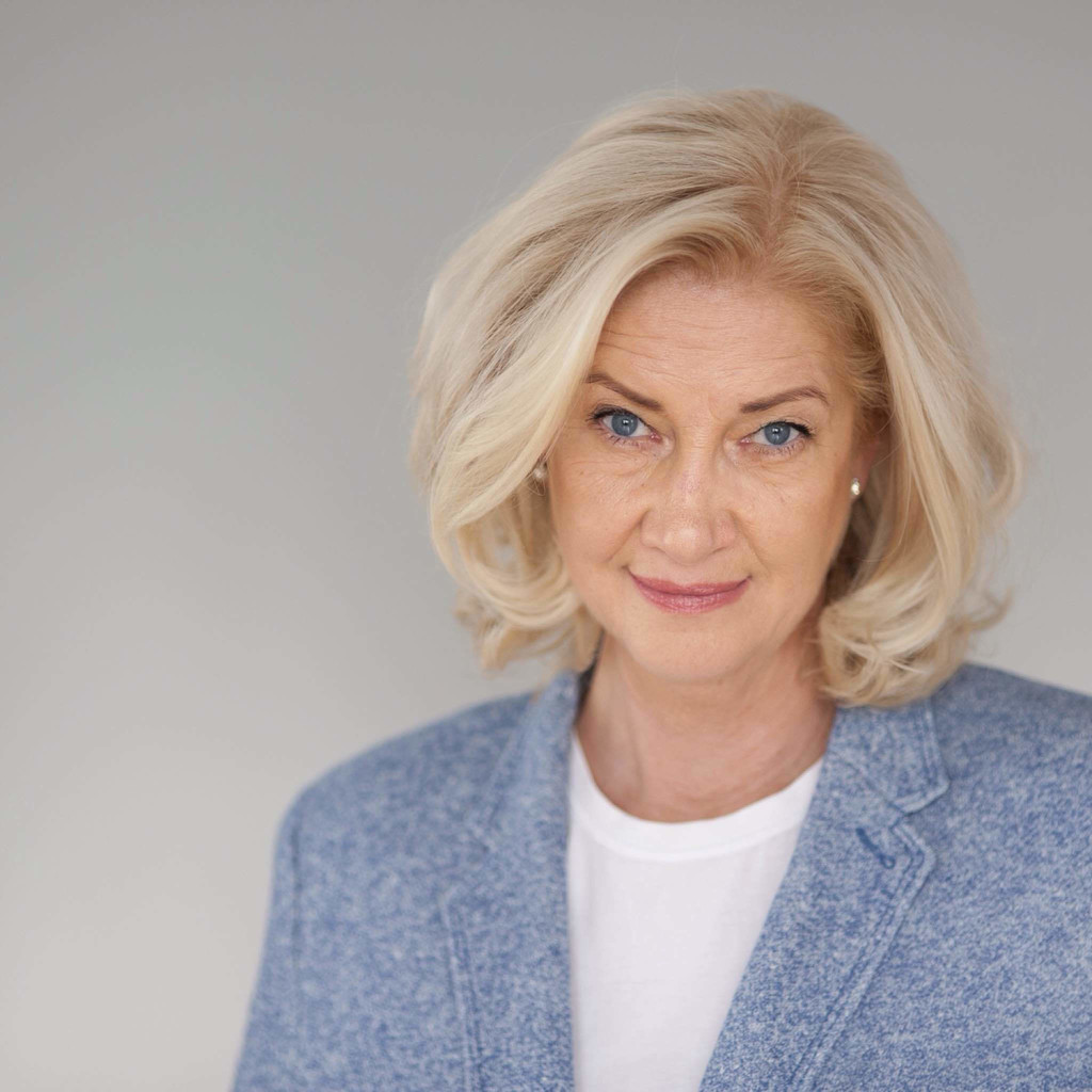 Christina Franzen Head of Marketing & Communications Zachert