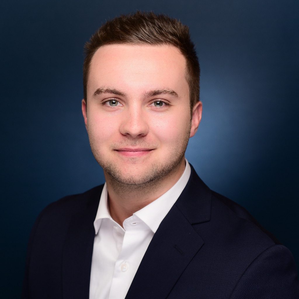 Lennart Bendick Working Student Government & Public Affairs LEGO