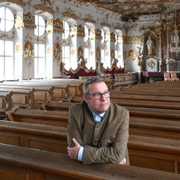 Prof. Dr. Klaus Wolf
