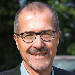 Dr. Volker Nölle