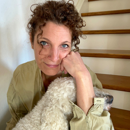 Dr. Bettina Munz