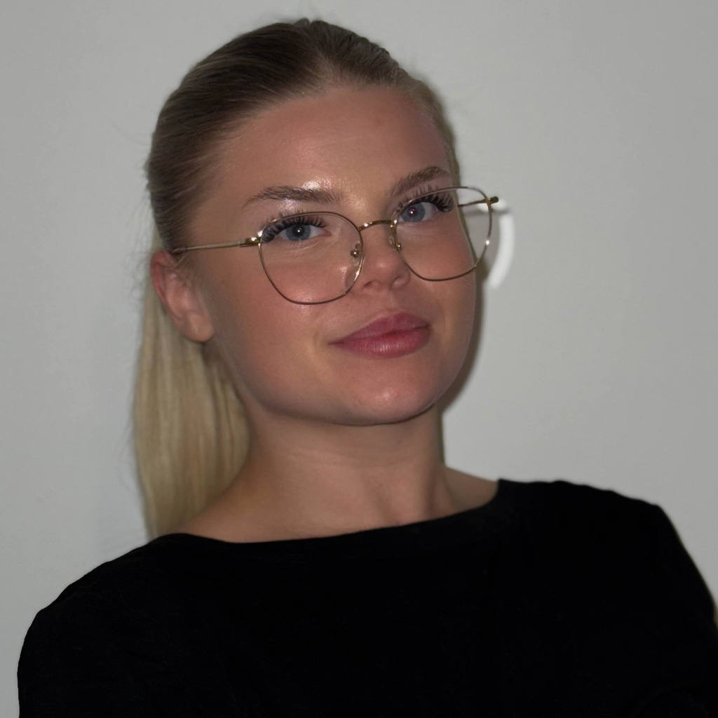 Shirley Hoffmann ProjektSachbearbeiterin KPMG AG