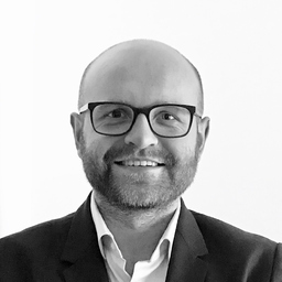 Mag. Matthias Knoppik