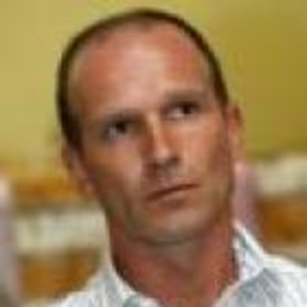 claudio mangini animal trainer www.animaltrainer.it XING