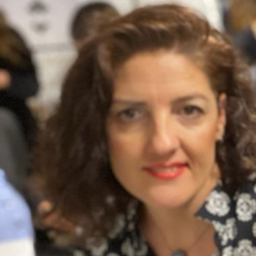Nilüfer Oezcan