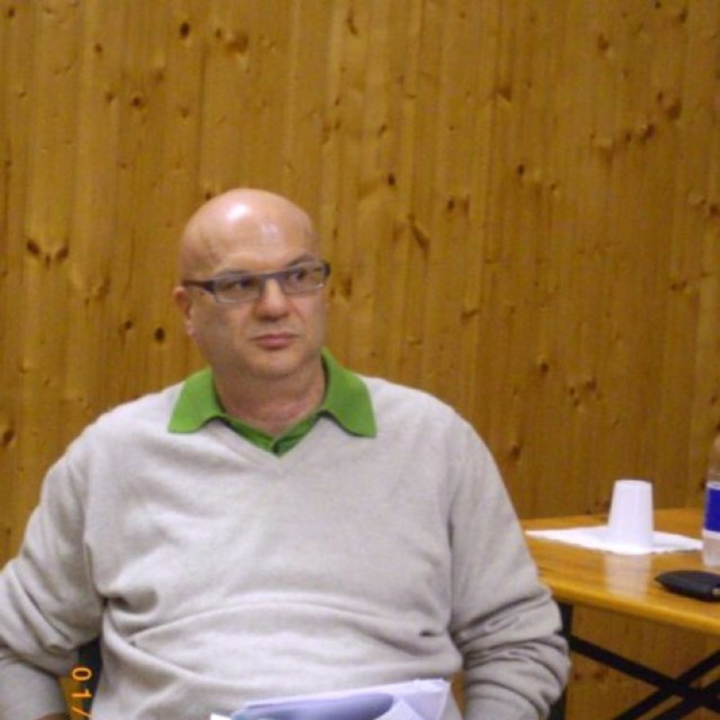 Dr. ROBERTO RUSSO aziendalista autnomielocali s.r.l. XING