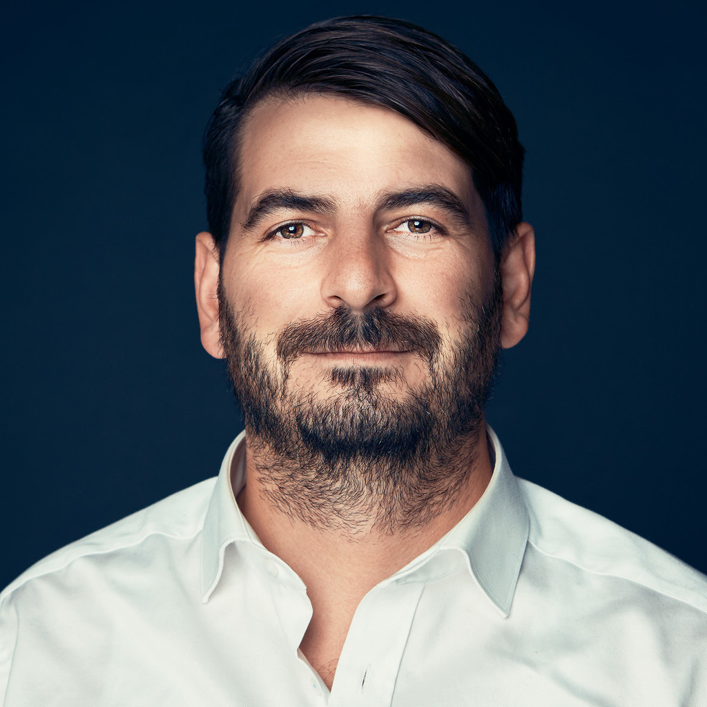 Michael Naderer CEO dynamic E flow GmbH XING