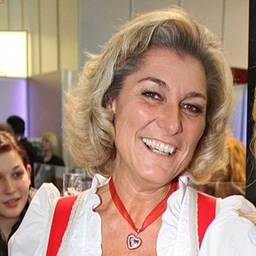Elke Theiss