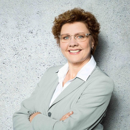 Mag. Anja Moos