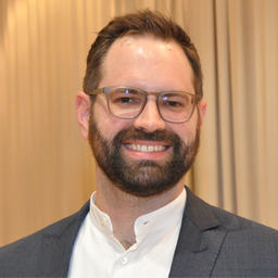 Dr. Adam Bühler