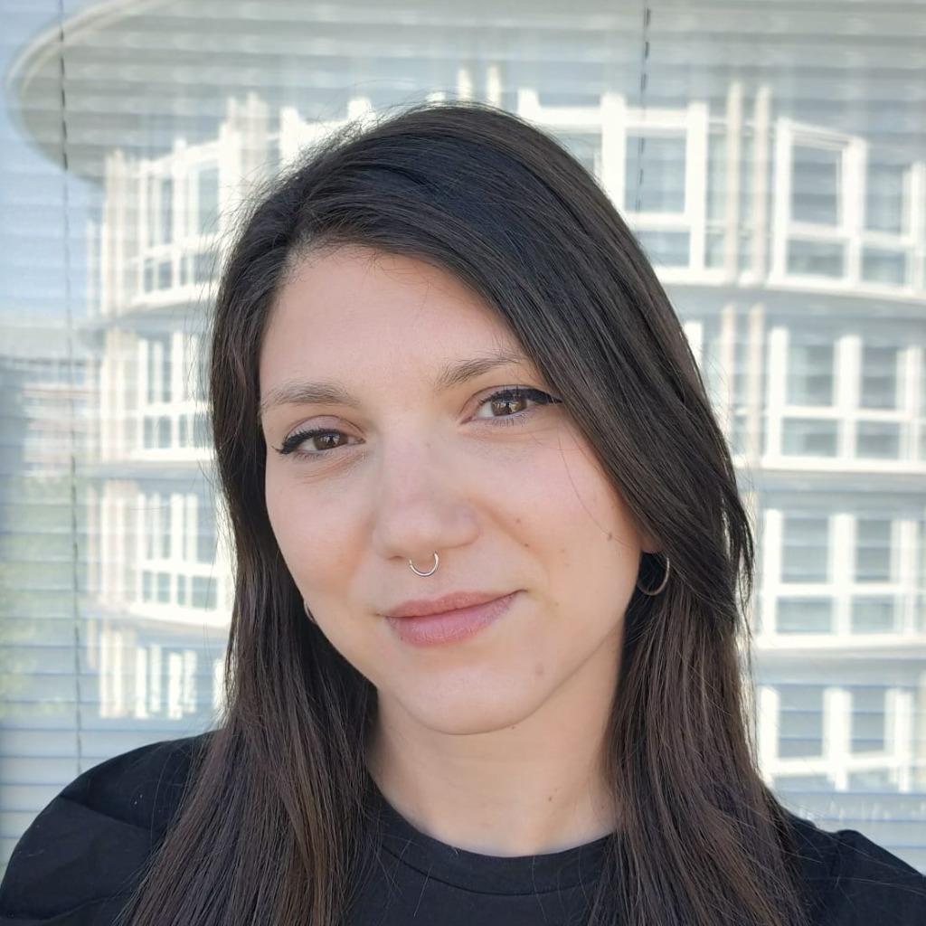 Francesca Acciardi - Graphic Designer - Vivere GmbH | XING