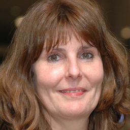 Mag. Angela Starck
