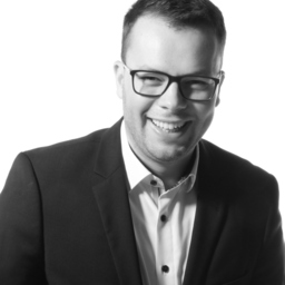 Dr. Julian Wacker LL.M.