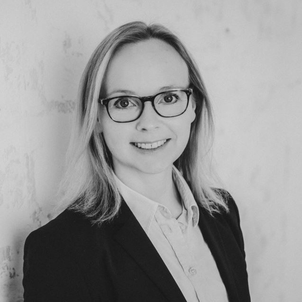 Rebecca Benesch Wirtschaftsprüferin Managerin Prokuristin Pwc Pricewaterhousecoopers Gmbh 