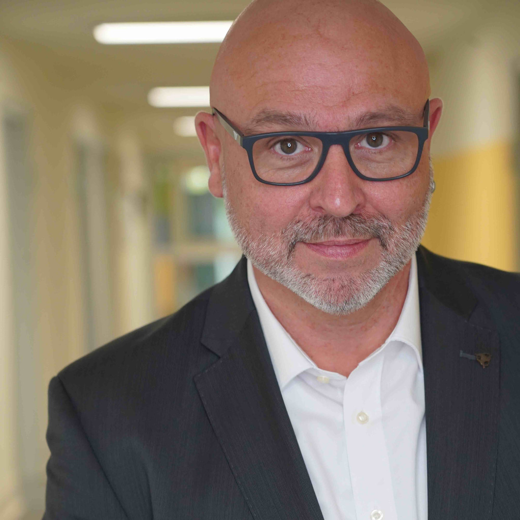 Dipl.Ing. Jörg Siebert Regionalleiter Vertrieb (Außendienst