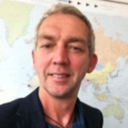 Bernard Helms