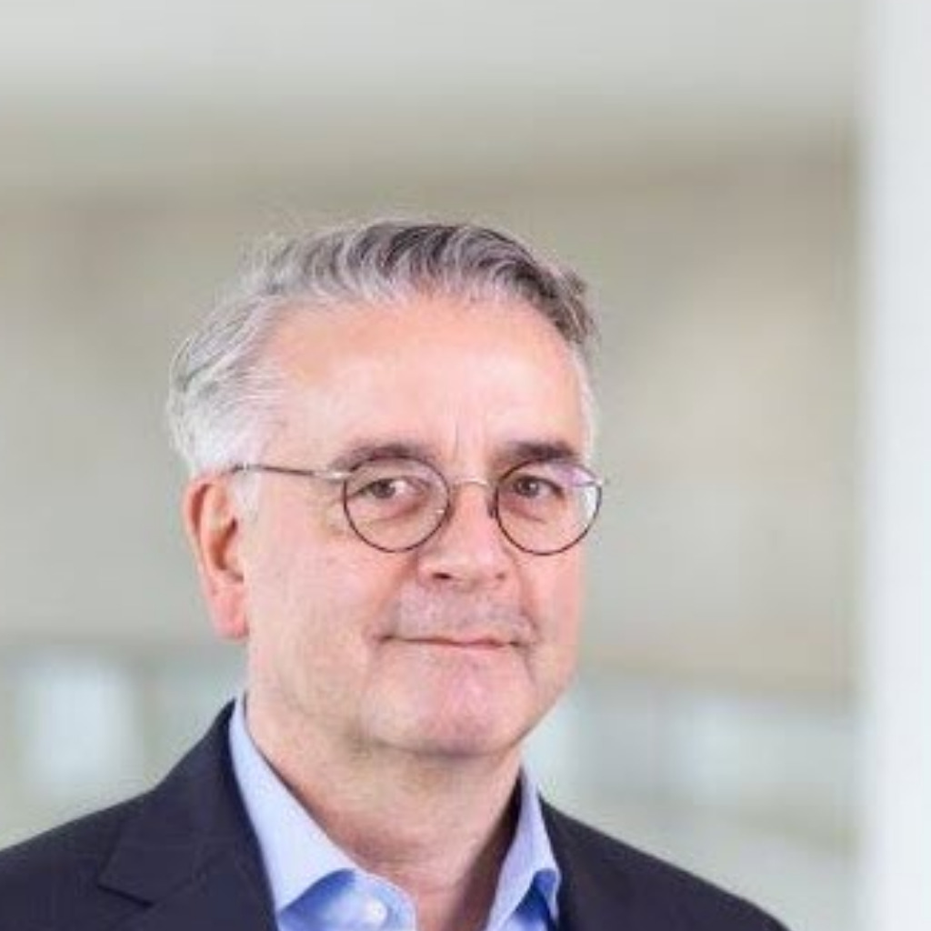 Marcus Mies Executive Director UBS Europe SE XING