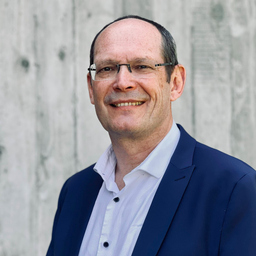 Dr. Christian Vogg