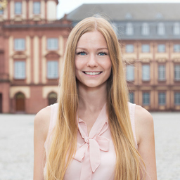 Alexandra Spintge-Loks