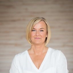 Nancy Holland