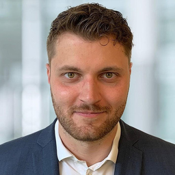 Florian Freiherr CFA