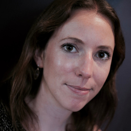 Stephanie Lys