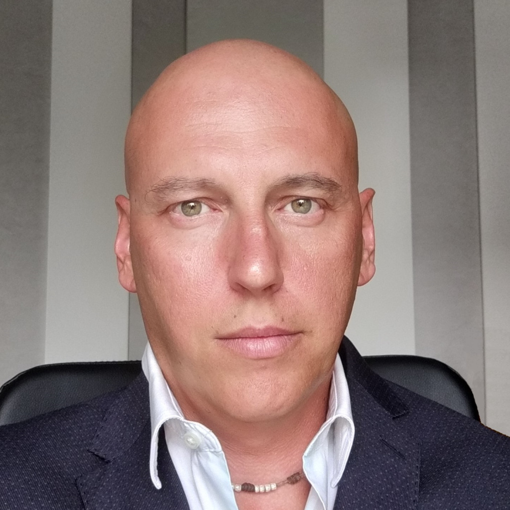 Fabrizio Ferrero Head of projects and Solutions Engineering Extended