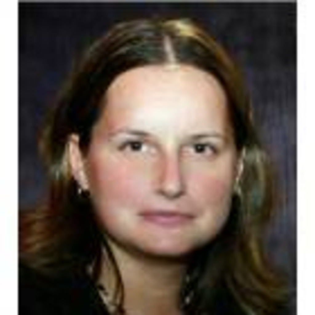 Erika Horváth osztályvezető ÖKOPannon Nonprofit Kft XING