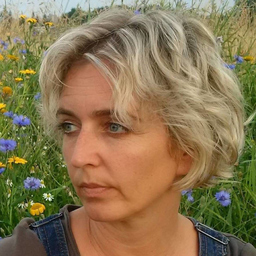 Claudia Hölzer