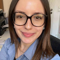 Nicole Corina  Radzik