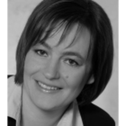 Evelyn Raab