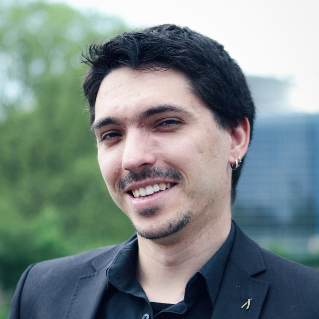 Leonardo Guerra Conference Interpreter Freelance Conference