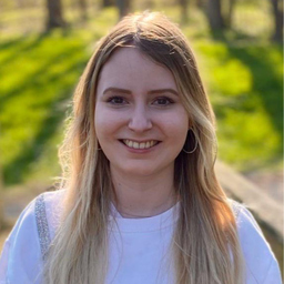Verena Vüllers