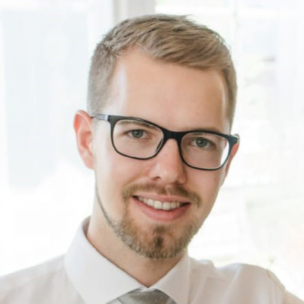 Dipl.Ing. Thomas Kitzinger WirtschaftsingenieurwesenMaschinenbau