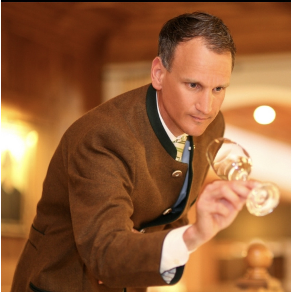 Thomas Pawelke Gastgeber / Chef de Rang Bogenhauser Hof XING