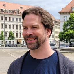 Dr. Nikolas Löw