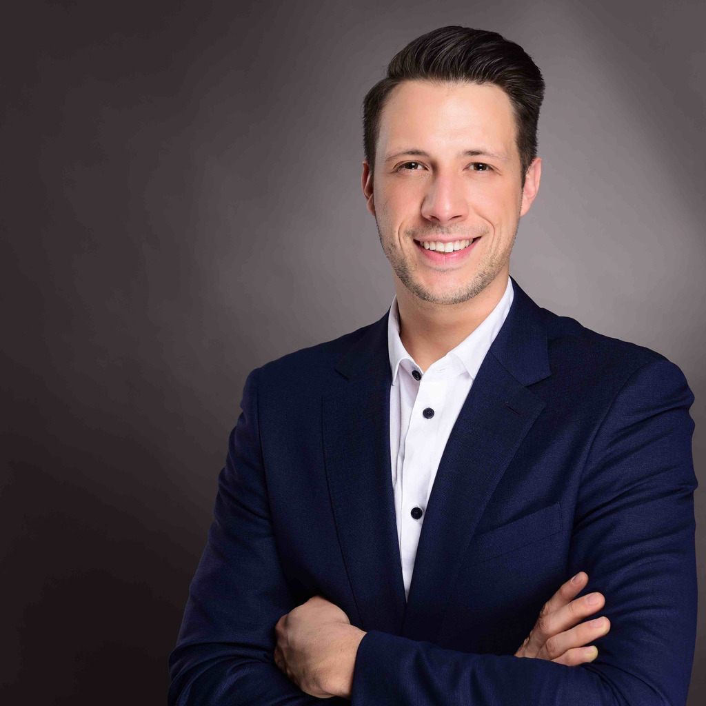 Robin Roth Betriebswirtschaftslehre Hochschule München XING