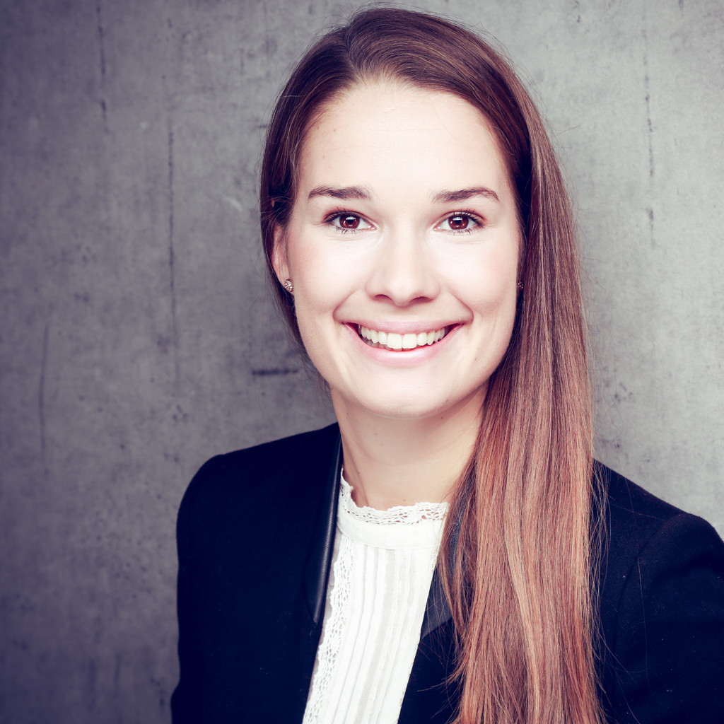 Tanja Bosch Senior Managerin Customer Loyalty E. Breuninger GmbH