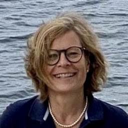 Kirsten Schmale