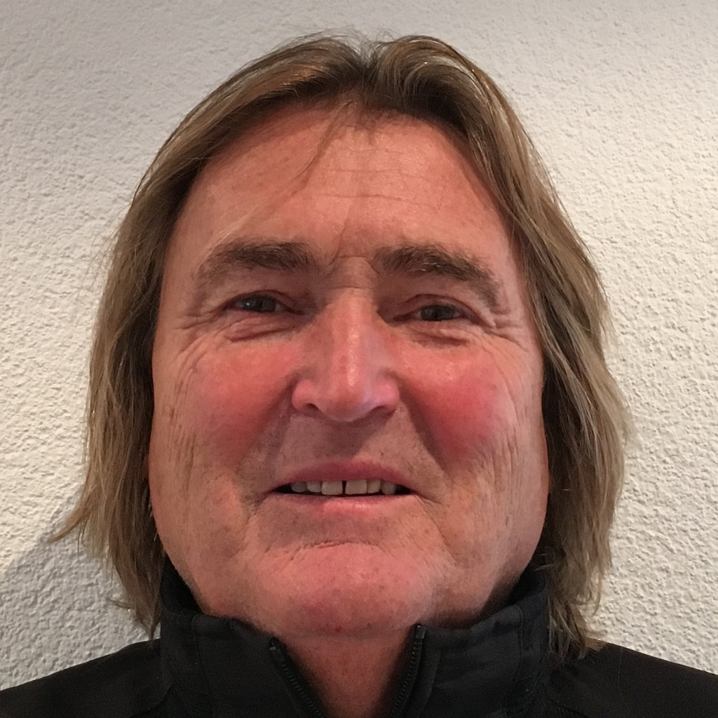 Dr. Julius Schuth Projektmanager Neuroonkologie BRD Novocure GmbH