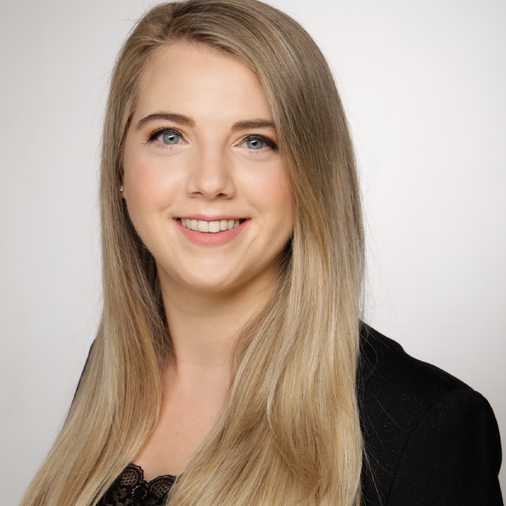 Lara Kraft Manager Deal Advisory Accounting Advisory Services