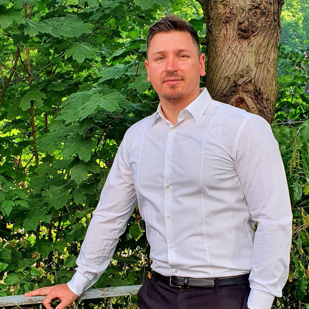 Ben Burkhard Senior Consultant Permanent IT Hays XING