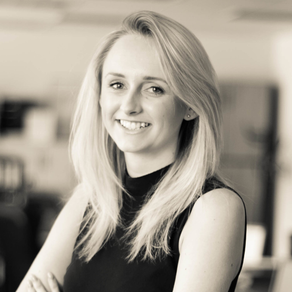 Claudia Tipper Legal Recruitment Assistant Legalis Global XING