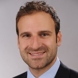 Dr. Philipp Röth