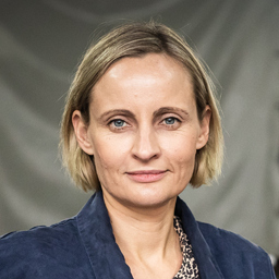Nina Céline Schoenian