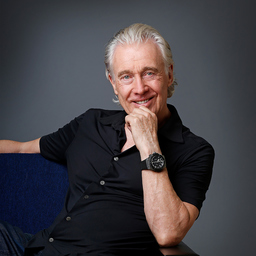 Gisbert Komlóssy