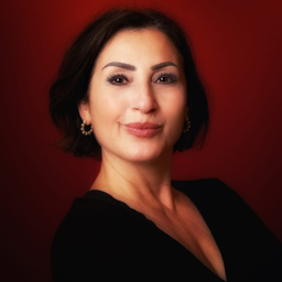 Esra Adiyaman